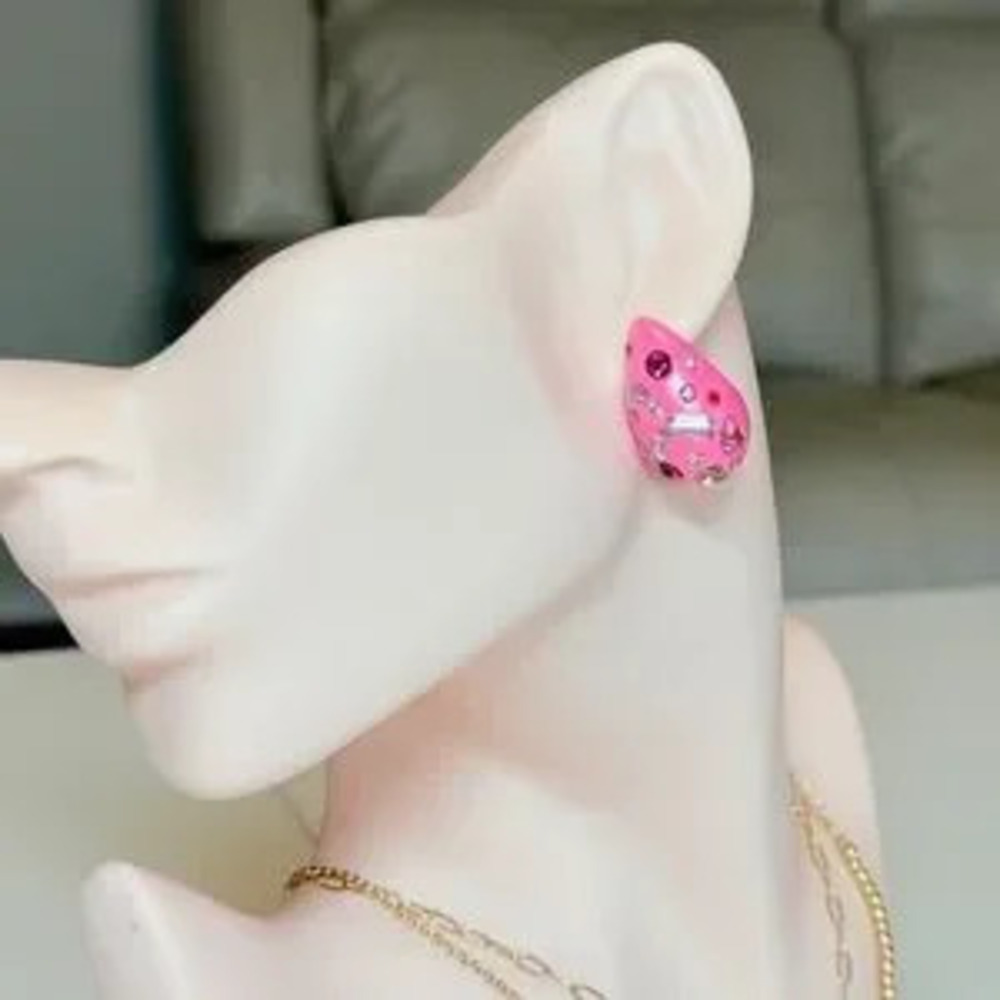 Spring Style Pink Rhinestone Earrings - Picture 2 of 8
